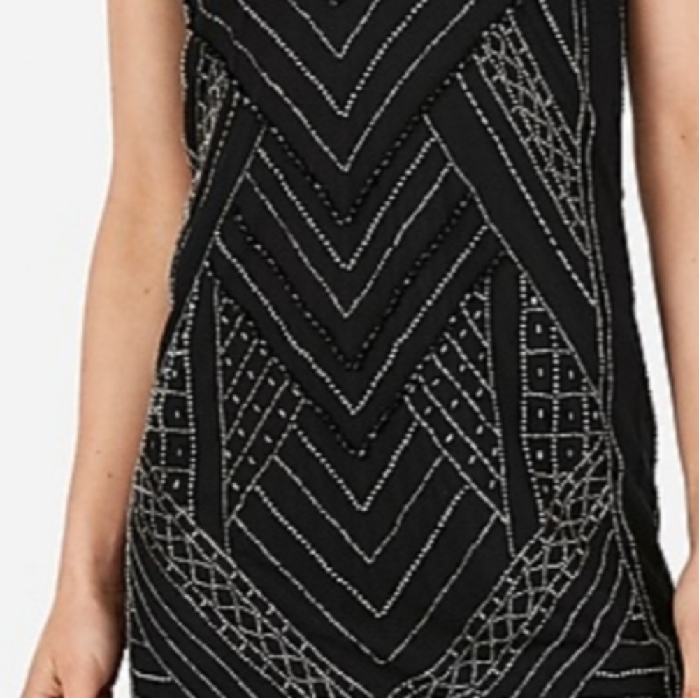 LBD - Picture 4 of 7